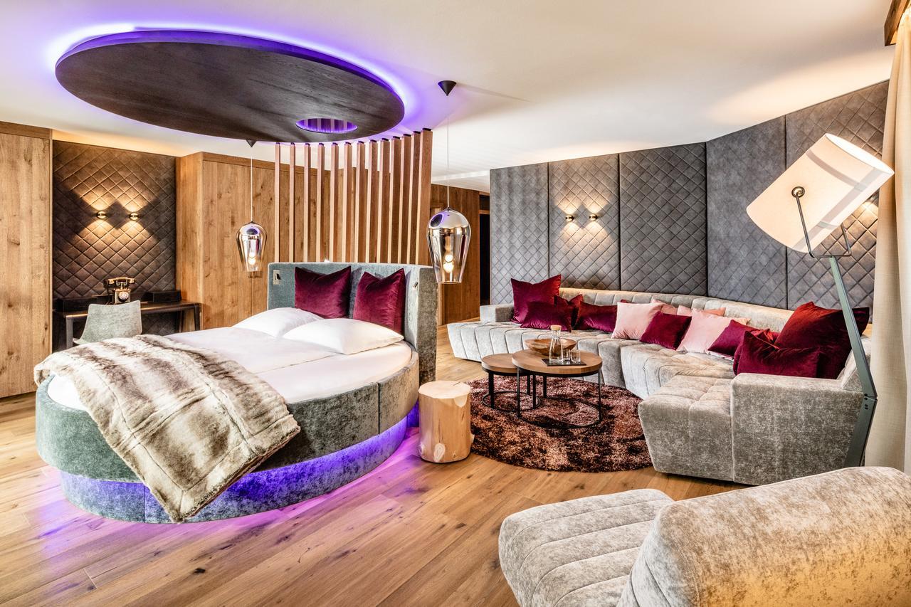 Alpine Luxury Spa Resort Schwarzenstein Lutago Dış mekan fotoğraf
